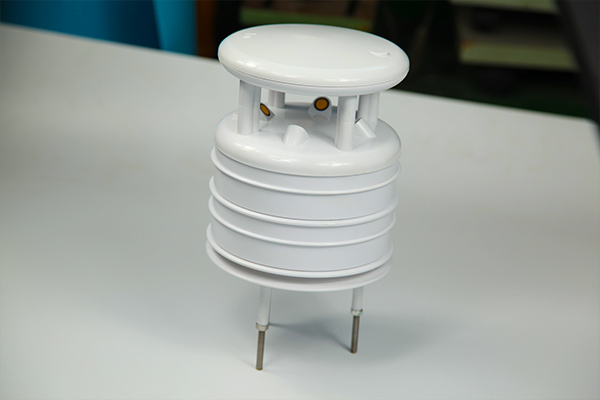 超聲波風(fēng)速風(fēng)向傳感器圖片2 超聲波風(fēng)速風(fēng)向傳感器圖片2