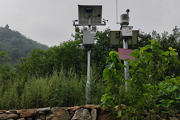 智慧農(nóng)業(yè)氣象監(jiān)測(cè)設(shè)備圖片1 智慧農(nóng)業(yè)氣象監(jiān)測(cè)設(shè)備圖片1