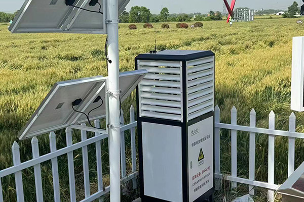 蟲(chóng)情測(cè)報(bào)燈圖片3 蟲(chóng)情測(cè)報(bào)燈圖片3