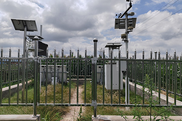 物聯(lián)網(wǎng)土壤養(yǎng)分監(jiān)測站圖2 物聯(lián)網(wǎng)土壤養(yǎng)分監(jiān)測站圖2