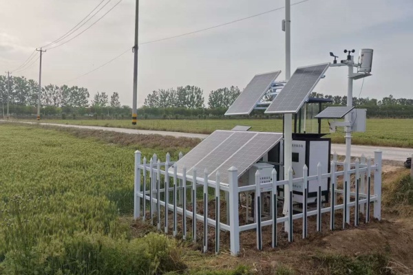 蟲(chóng)情測(cè)報(bào)燈圖片1 蟲(chóng)情測(cè)報(bào)燈圖片1