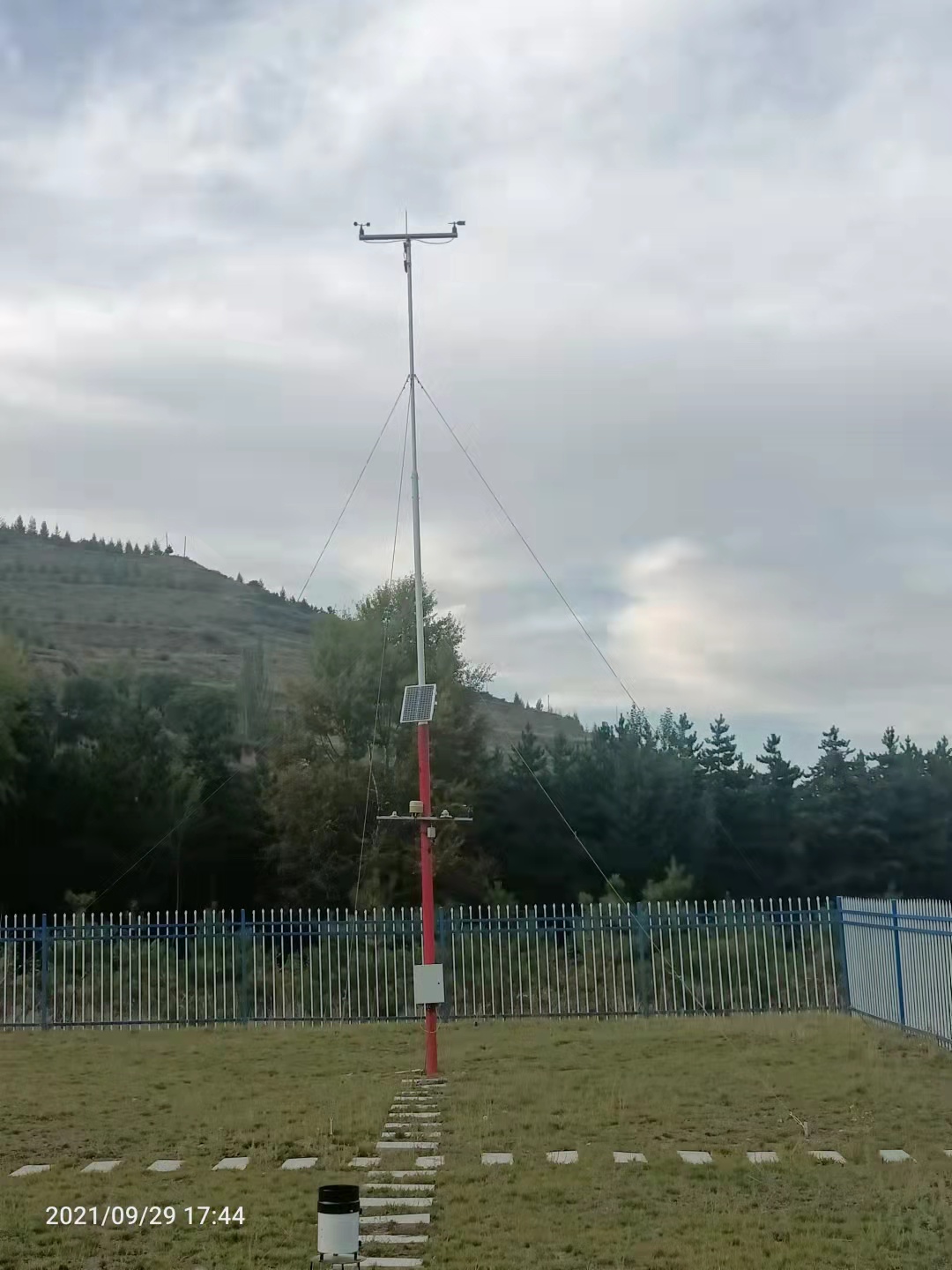 物聯(lián)網(wǎng)自動氣象墑情（環(huán)境）監(jiān)測站